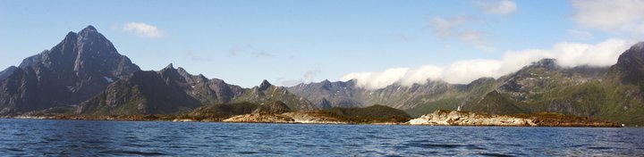 Fjord og fjell.jpg